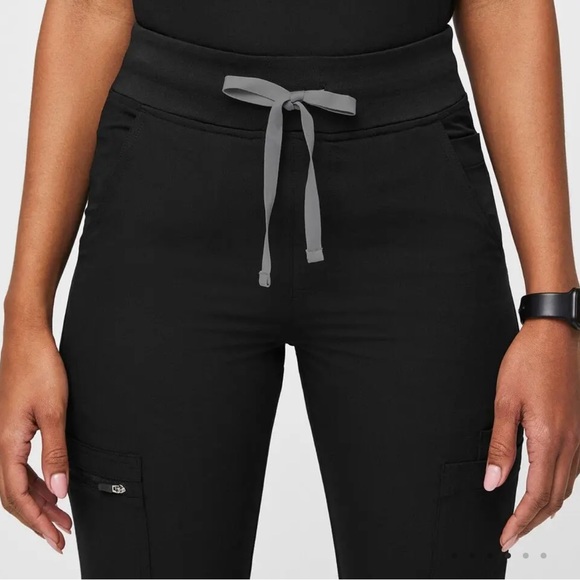 High Waisted Yola Skinny Scrub Pants ™ - Picture 2 of 11